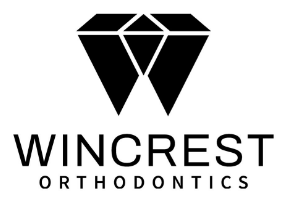 Wencrest Dental Logo